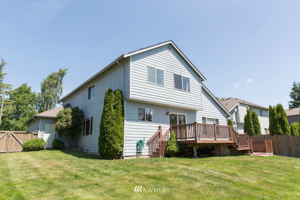 4830 151st Street Southwest Edmonds, WA 98026 - Photo 21 of 24 Gallery Image 21