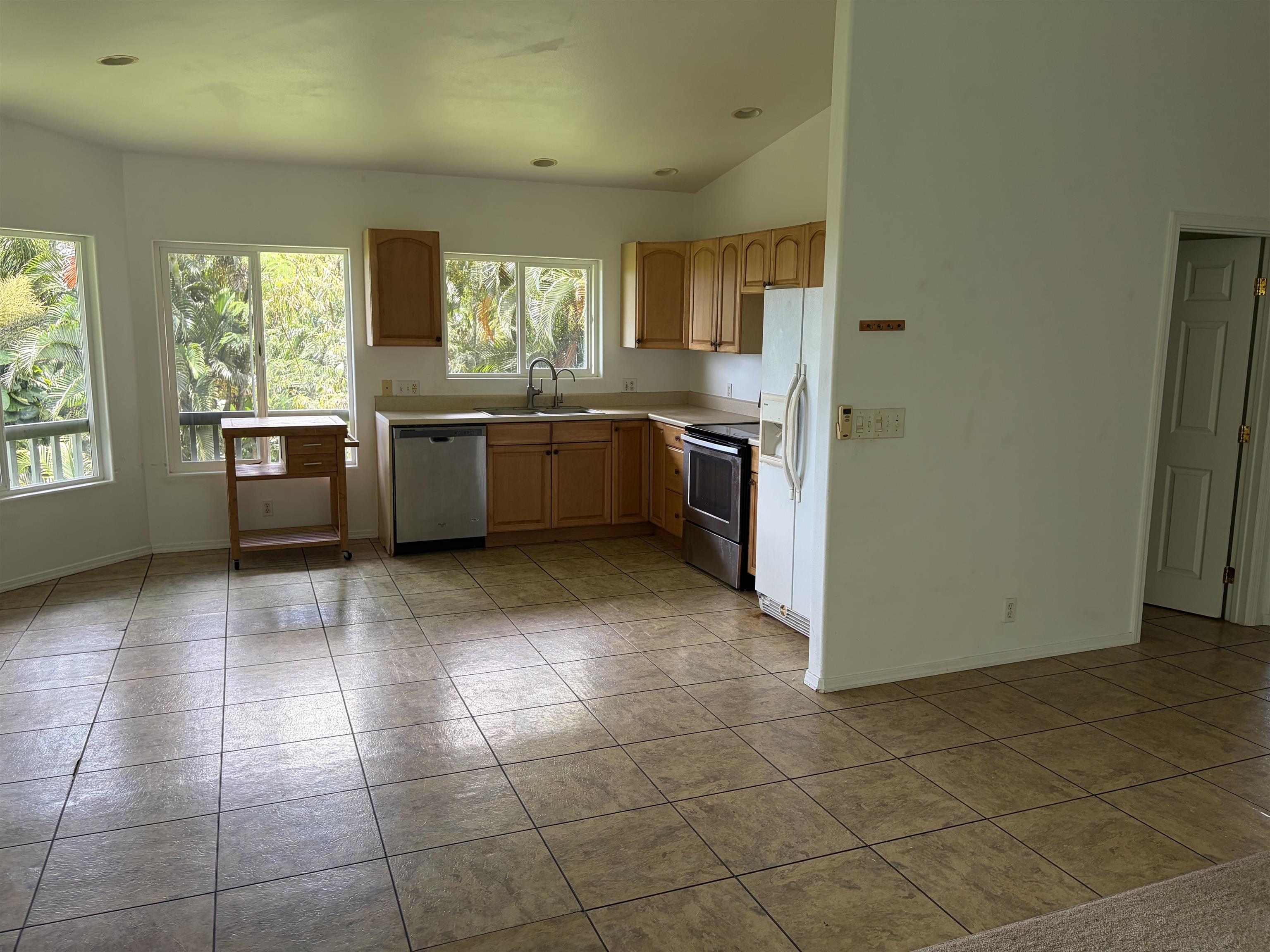 580 West Kuiaha Road Haiku, HI 96708 - Photo 12 of 29