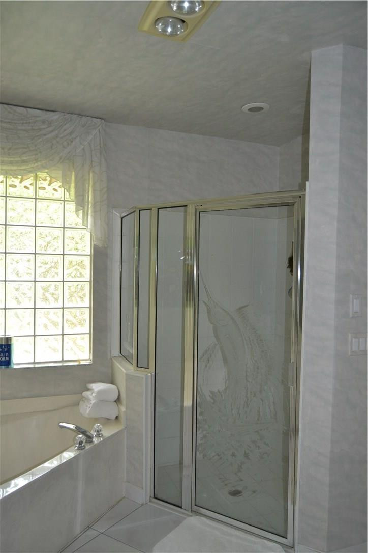 4965 Pine Tree Drive Boynton Beach, FL 33436 - Photo 14 of 18 Photo 14