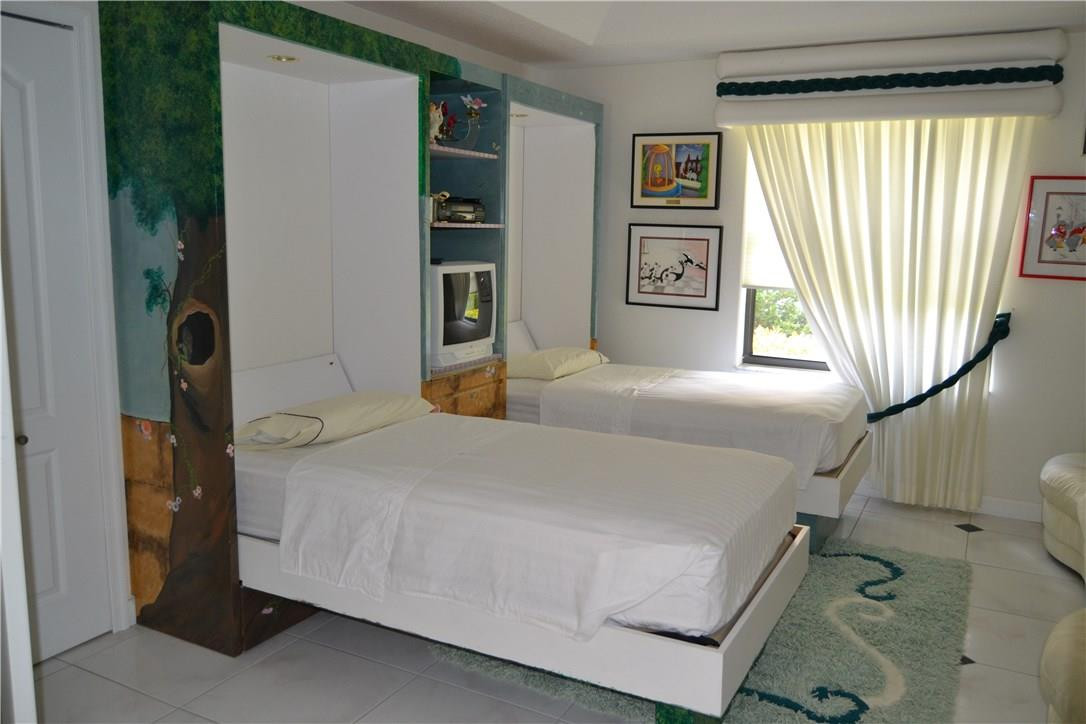 4965 Pine Tree Drive Boynton Beach, FL 33436 - Photo 16 of 18 Photo 16