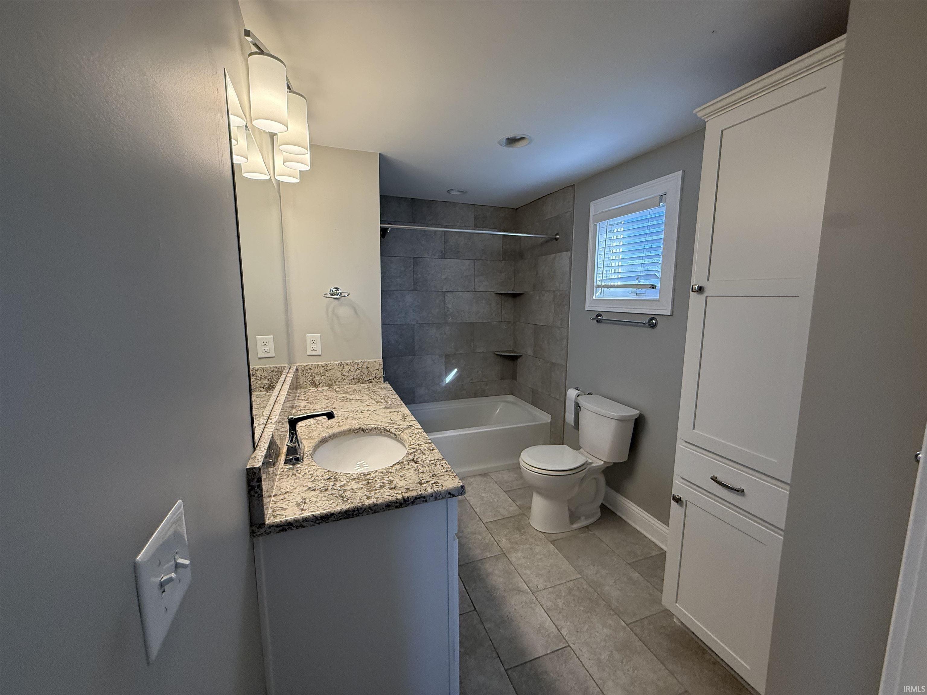 602 Southeast Riverside Drive, Unit H Evansville, IN 47713 - Photo 12 of 16