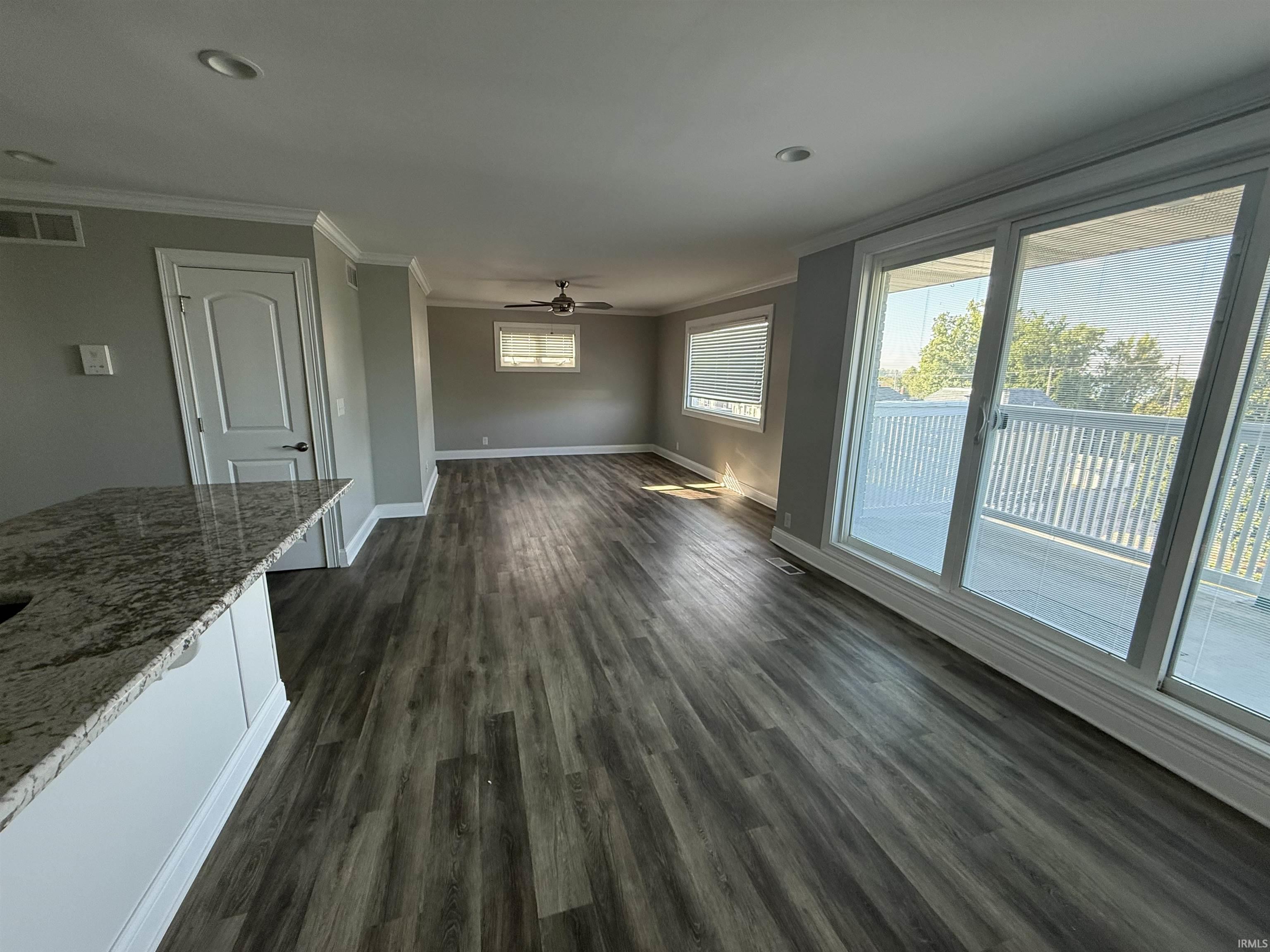 602 Southeast Riverside Drive, Unit H Evansville, IN 47713 - Photo 3 of 16