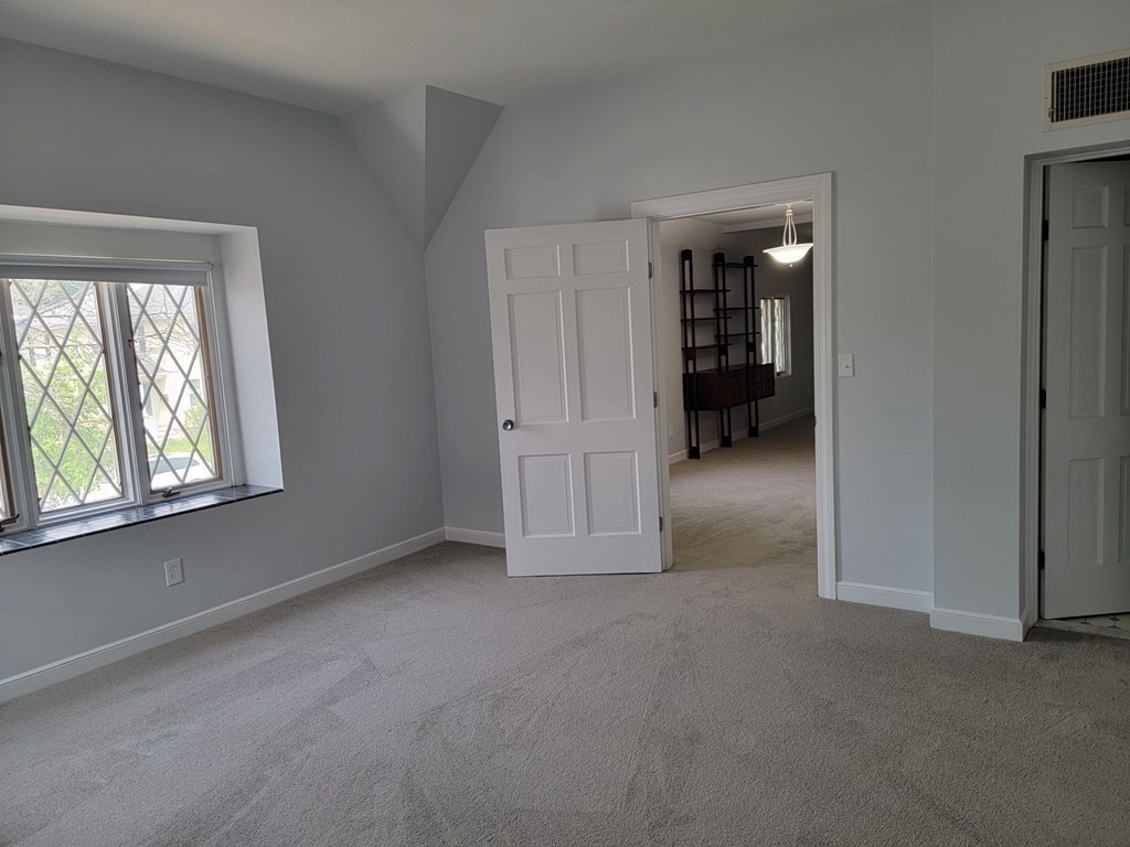 80 Trapelo Road, Unit 1 Belmont, MA 02478 - Photo 4 of 18