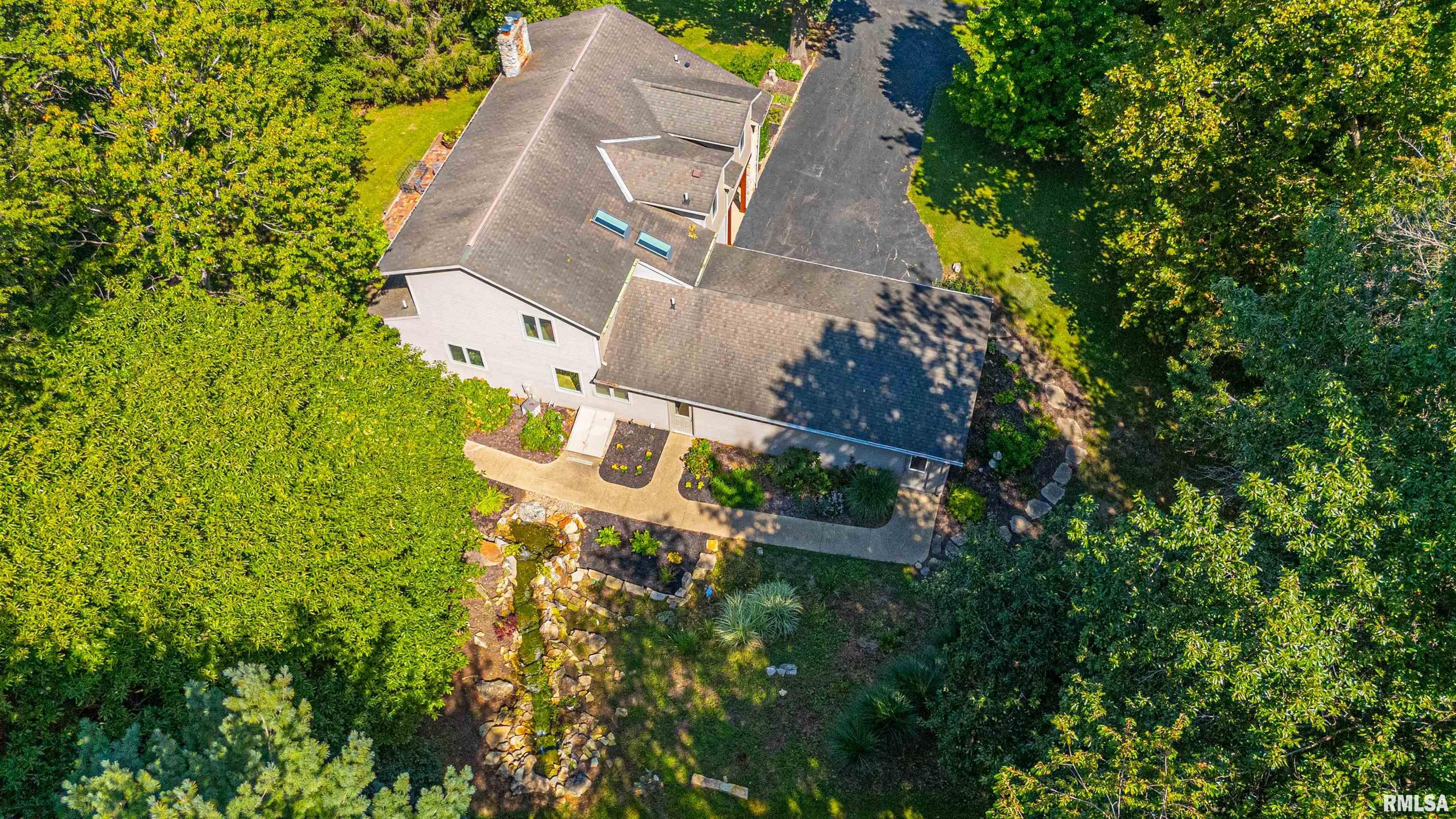 5388 Smith Road Pleasant Plains, IL 62677 - Photo 10 of 69 Gallery Image 10