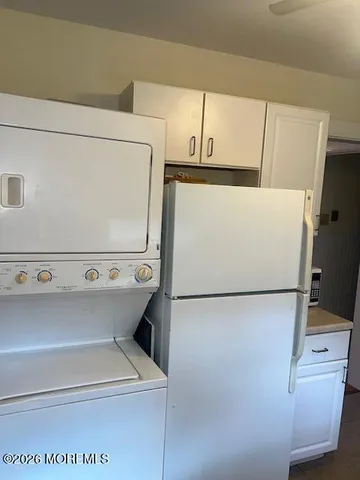 $1,975 | 102 Ocean Gate Avenue, Unit B, Ocean Gate, NJ 08740