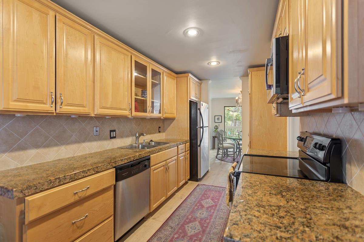 51 Shepherds Knoll Road, Unit 51 Monterey, CA 93940 - Photo 16 of 29