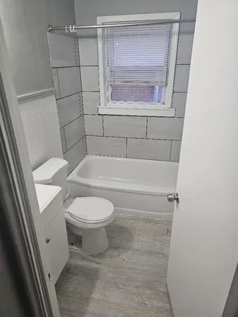 $1,299 | 18417 Glastonbury Road, Detroit, MI 48219