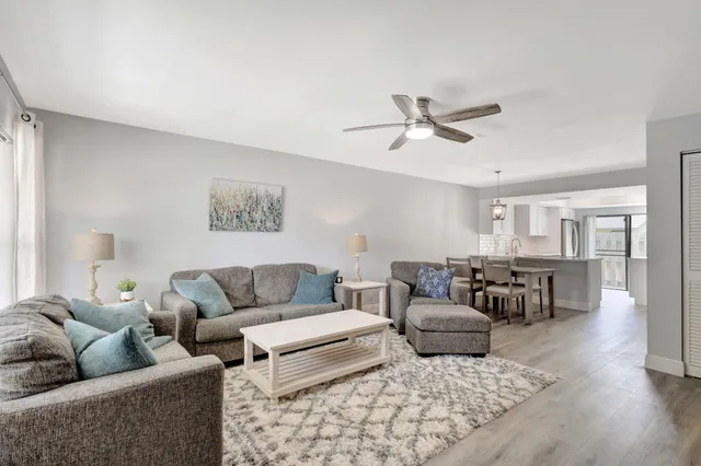 $350,000 | 431 Jupiter Lakes Boulevard, Unit 2109D, Jupiter, FL 33458