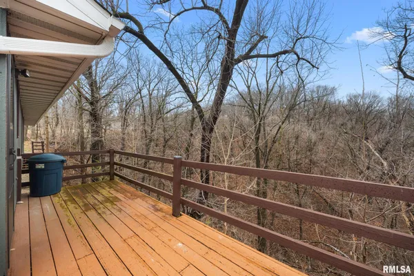 $185,000 | 1 Hopewell Drive, Sparland, IL 61565