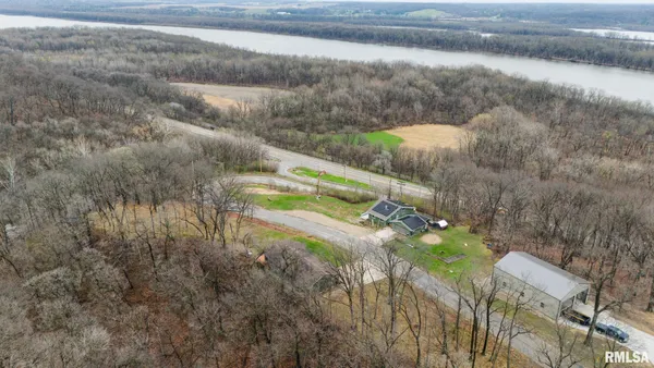 $185,000 | 1 Hopewell Drive, Sparland, IL 61565