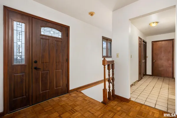 $185,000 | 1 Hopewell Drive, Sparland, IL 61565