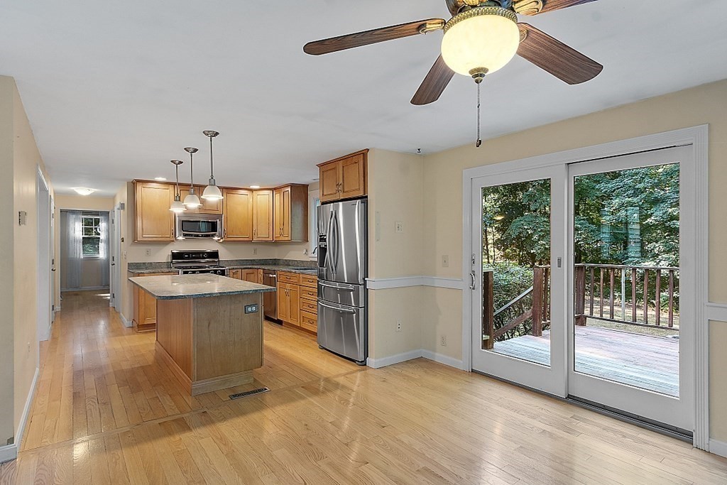 56 Pine Ridge Road Westford, MA 01886 - Photo 9 of 38 Gallery Image 9