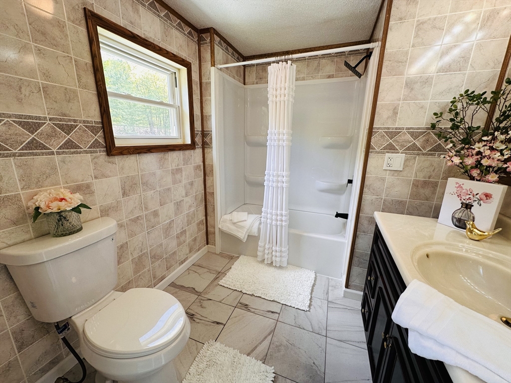 93 Grochmal Avenue, Unit 119 Springfield, MA 01151 - Photo 22 of 33 Gallery Image 22