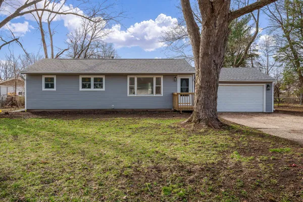 $210,000 | 1317 Van Stone Drive, Machesney Park, IL 61115