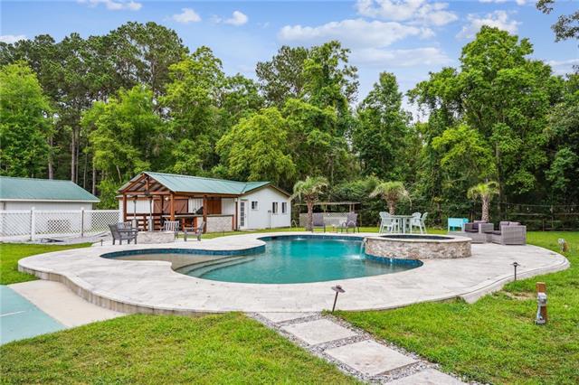 1 Rene Court Mandeville, LA 70471 - Photo 3 of 28