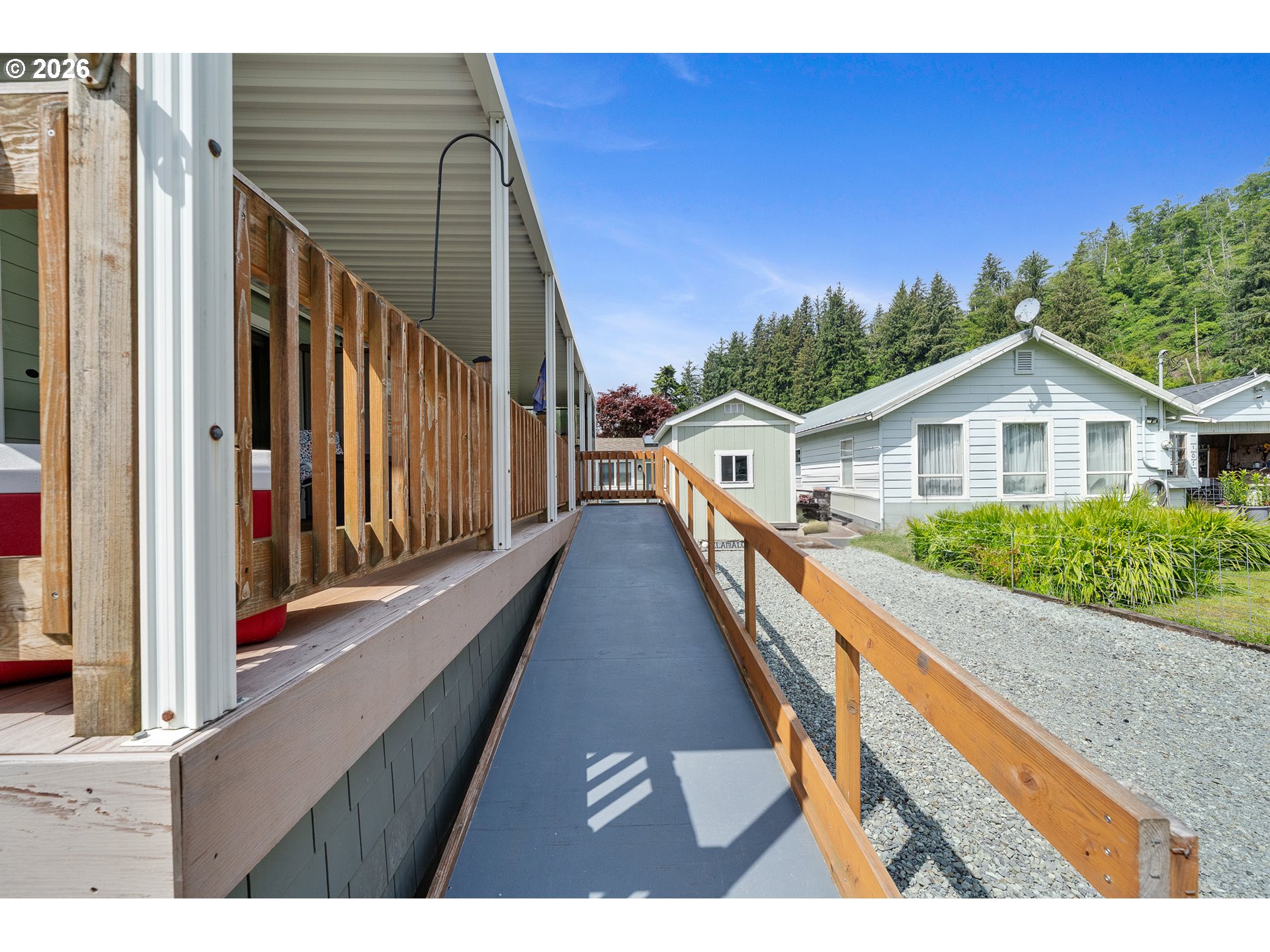 105 10th Street Garibaldi, OR 97118 - Photo 4 of 22