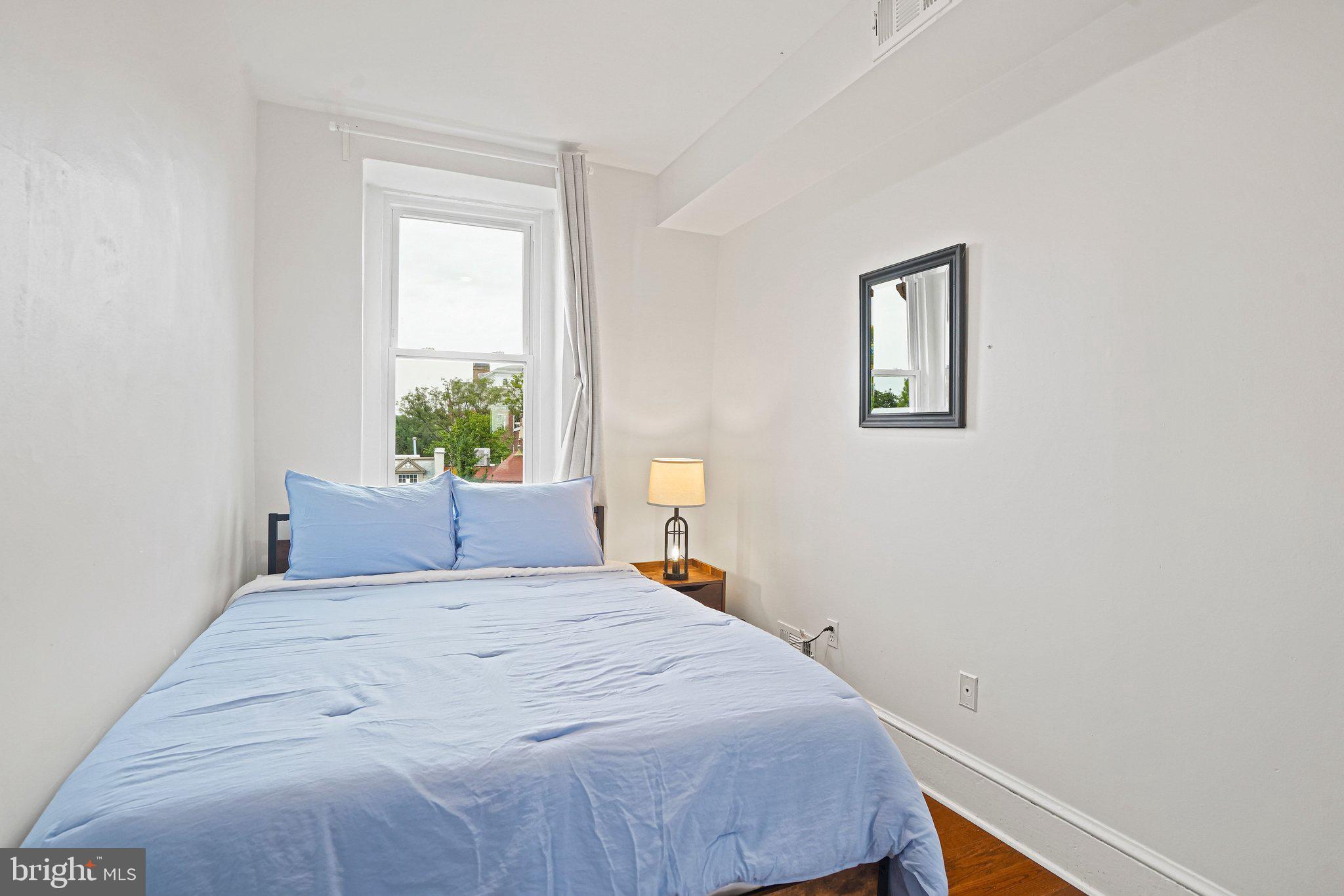 409 Constitution Avenue Northeast, Unit 3 Washington, DC 20002 - Photo 21 of 23 Gallery Image 21