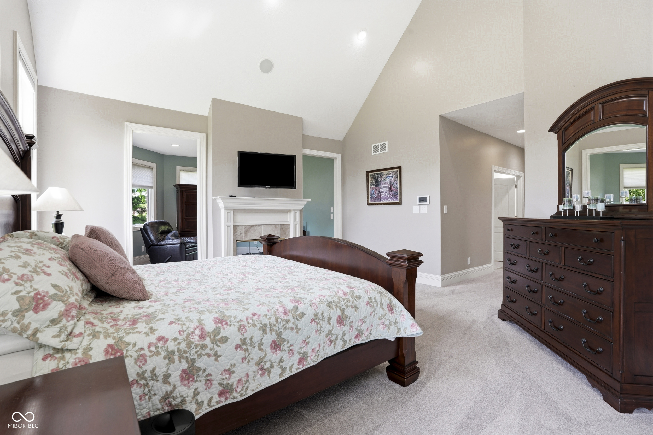 12093 Hawthorn Ridge Fishers, IN 46037 - Photo 29 of 68