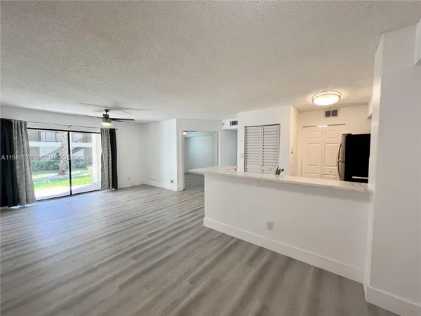 $2,850 | 640 South Park Road, Unit 124, Hollywood, FL 33021