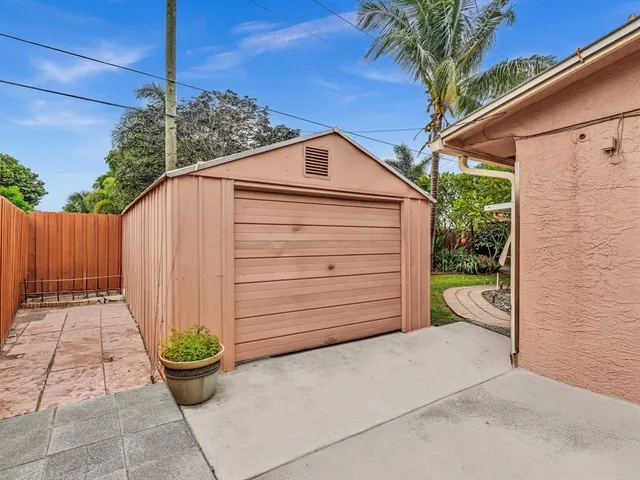 $499,000 | 3201 Northeast 14th Avenue, Pompano Beach, FL 33064