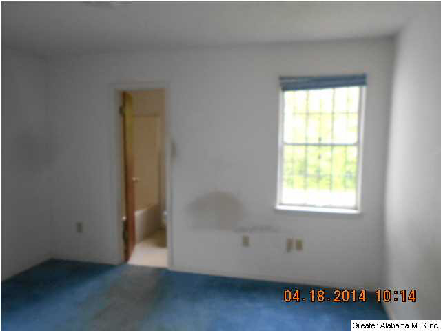 729 Crowne Road Birmingham, AL 35224 - Photo 6 of 10