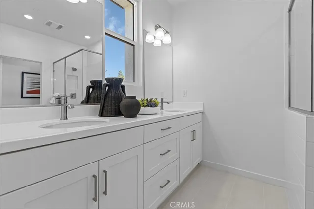 $799,990 | 1080 Foothill Boulevard, Claremont, CA 91711