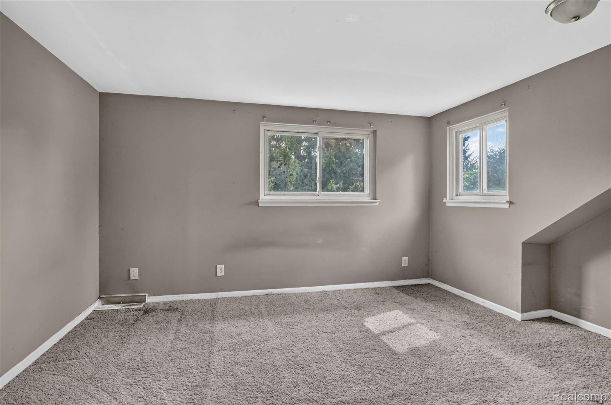 4719 Rosedale Court Clarkston, MI 48348 - Photo 17 of 34 DSC01447.jpg