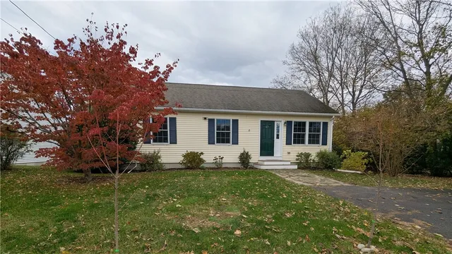 $3,500 | 47 King Phillip Street, Portsmouth, RI 02871