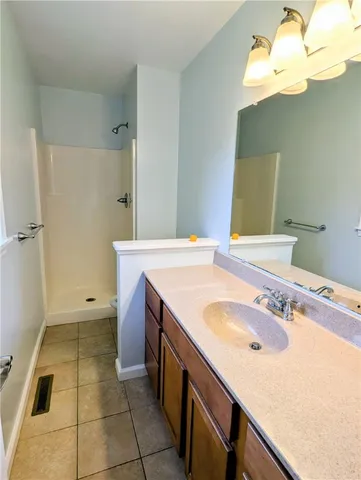 $3,200 | 47 King Phillip Street, Portsmouth, RI 02871
