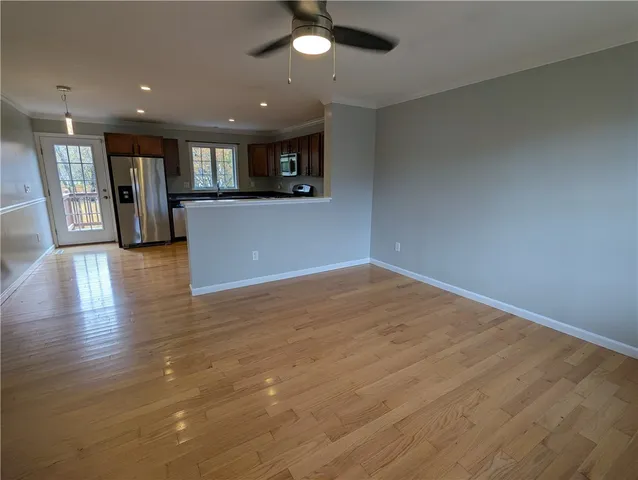 $3,200 | 47 King Phillip Street, Portsmouth, RI 02871