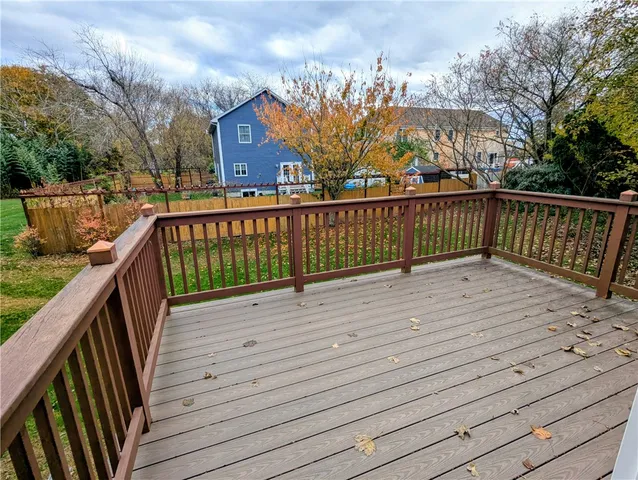 $3,200 | 47 King Phillip Street, Portsmouth, RI 02871