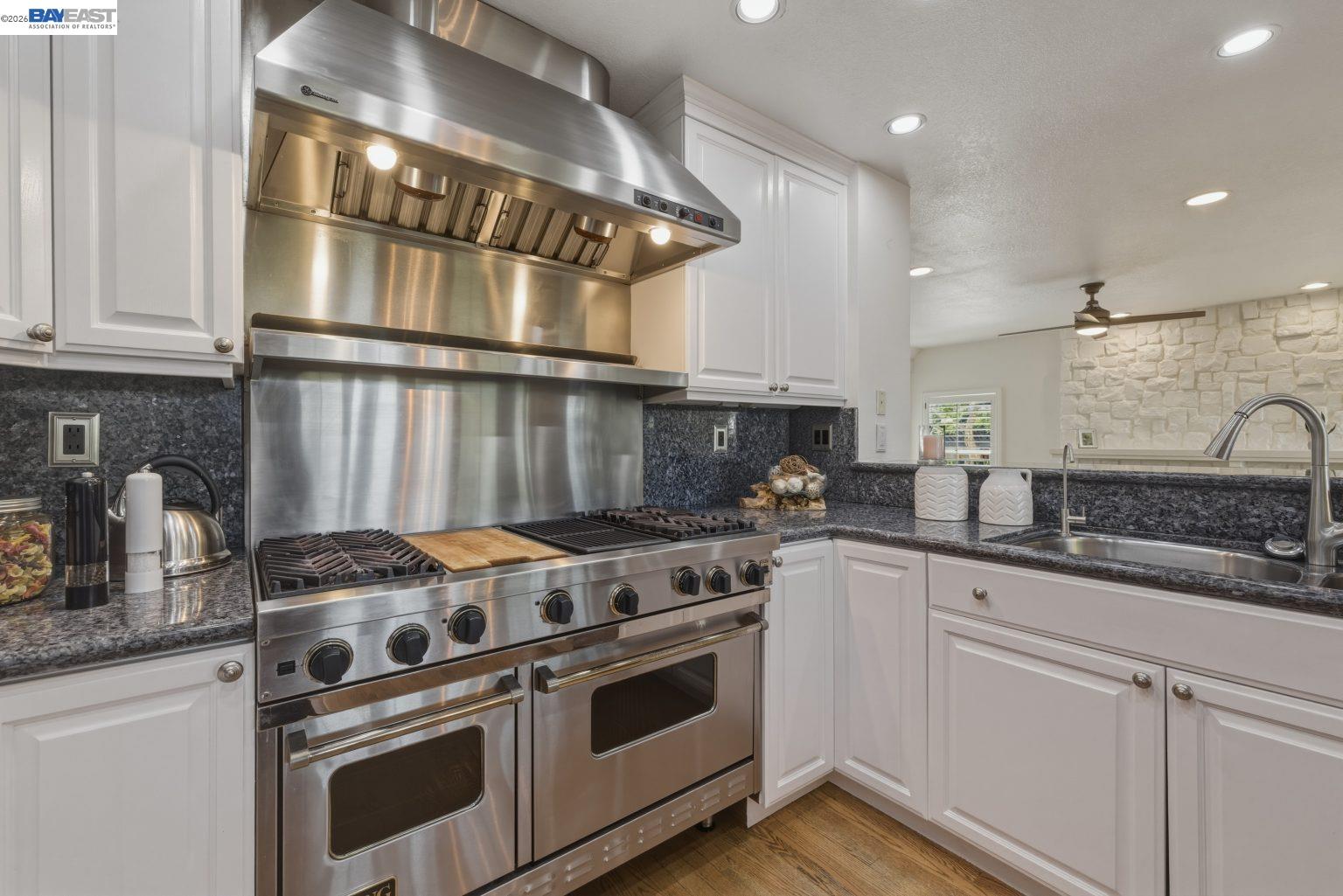 74 Canyon Green Way San Ramon, CA 94582 - Photo 11 of 40