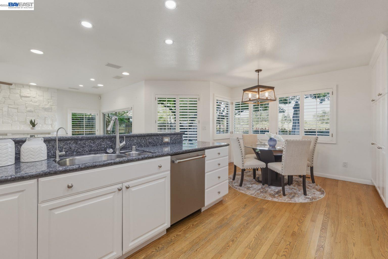 74 Canyon Green Way San Ramon, CA 94582 - Photo 12 of 40