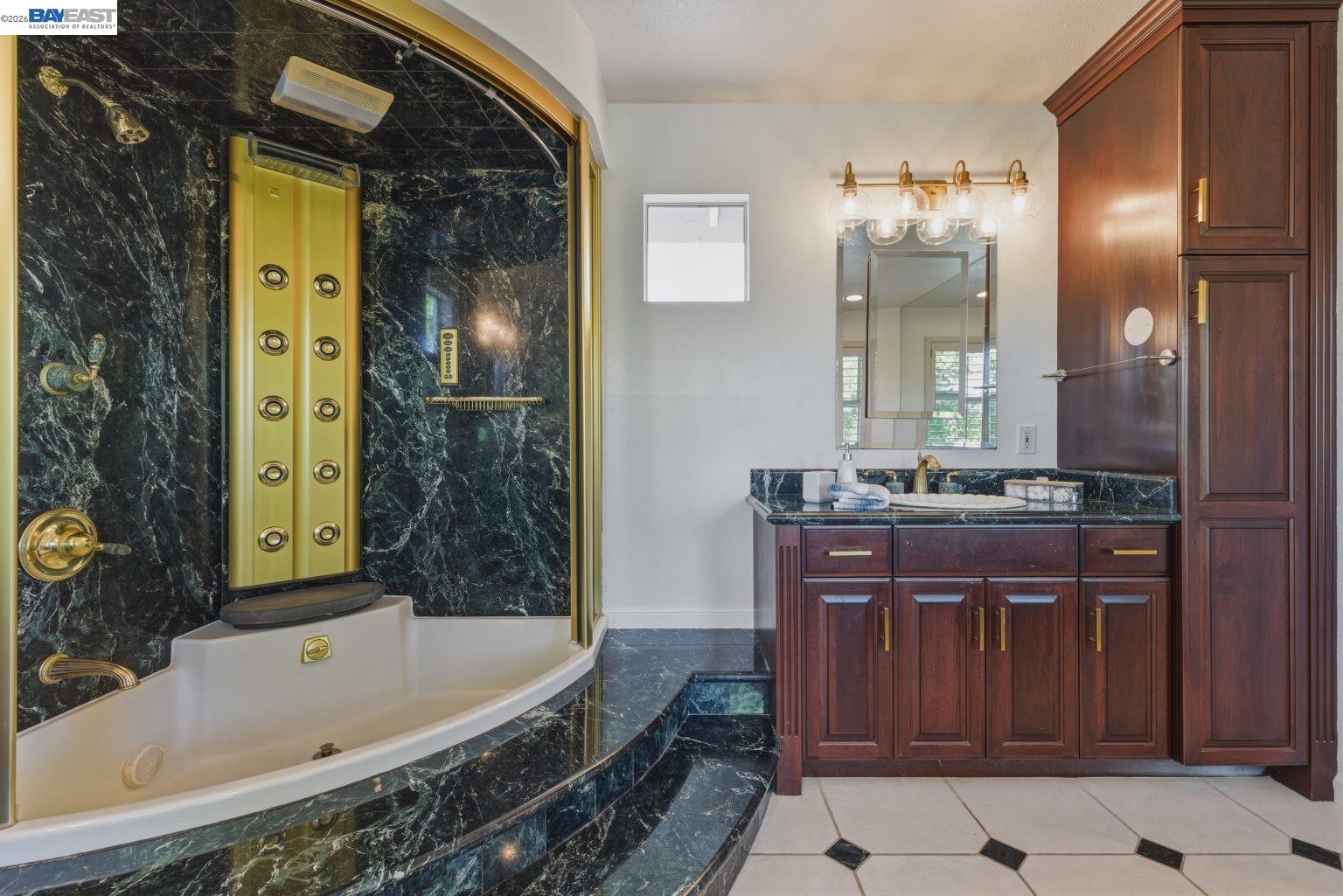 74 Canyon Green Way San Ramon, CA 94582 - Photo 21 of 40