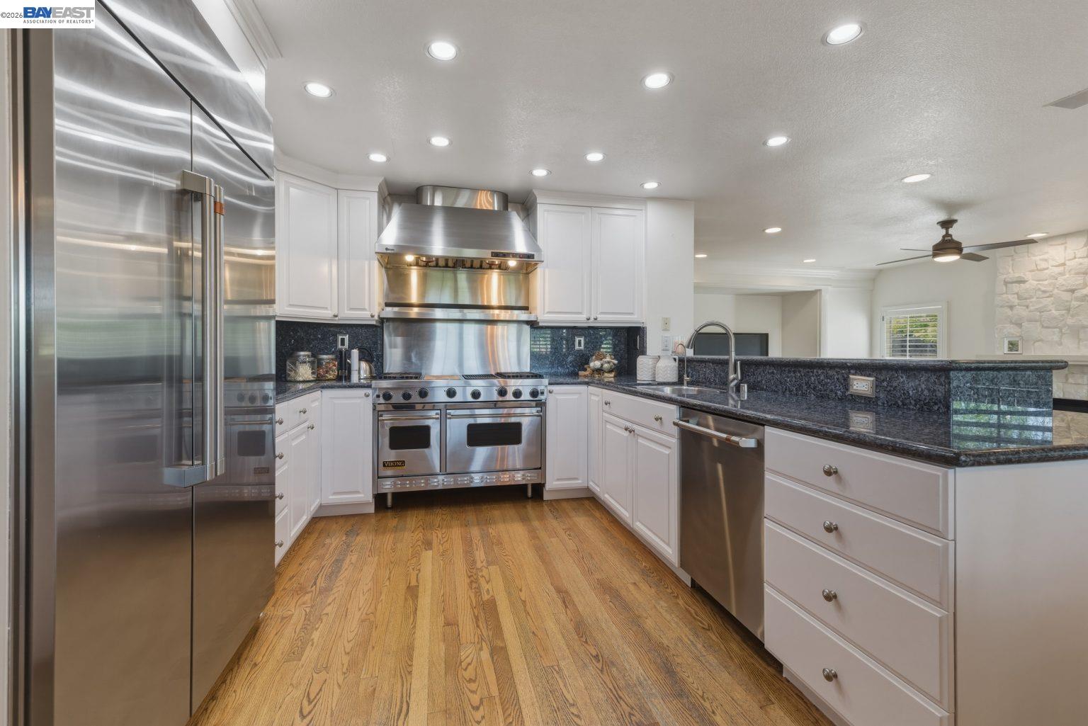 74 Canyon Green Way San Ramon, CA 94582 - Photo 10 of 40