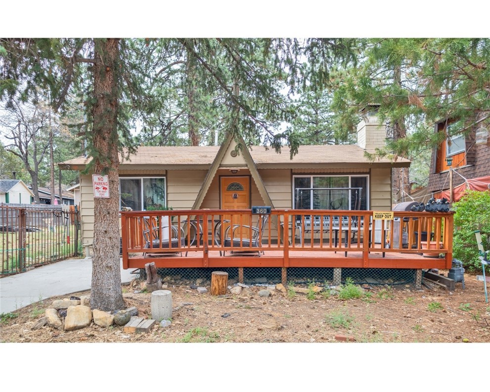 360 Maple Lane Sugarloaf, CA 92386 - Photo 7 of 37 366 Maple. 2 bed 1 bath
