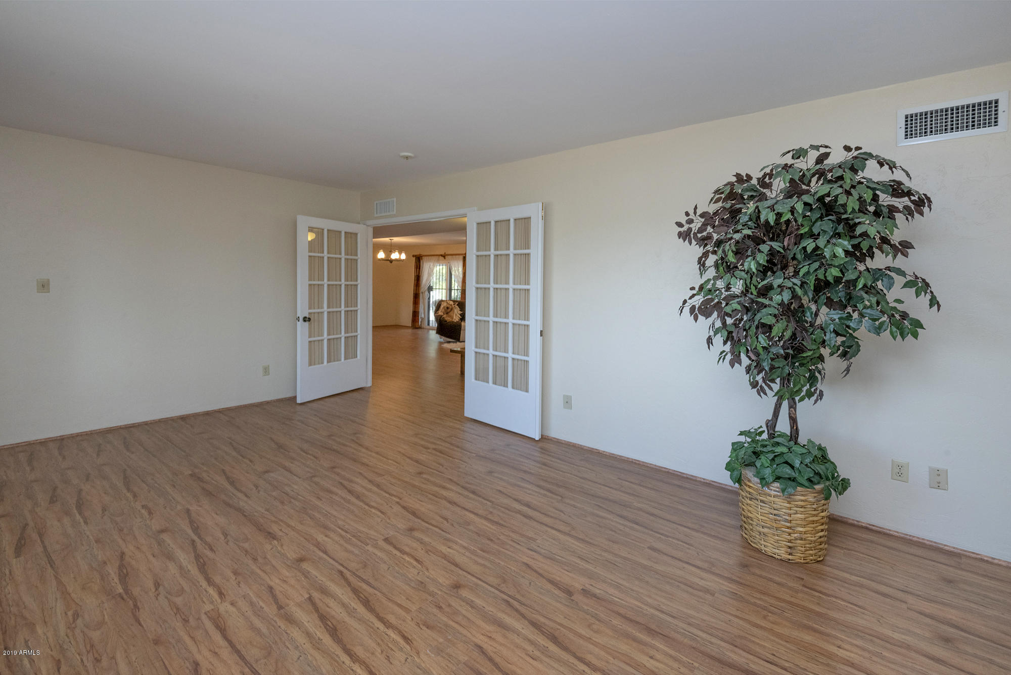 7350 North Wade Road Tucson, AZ 85743 - Photo 31 of 40 Living 3