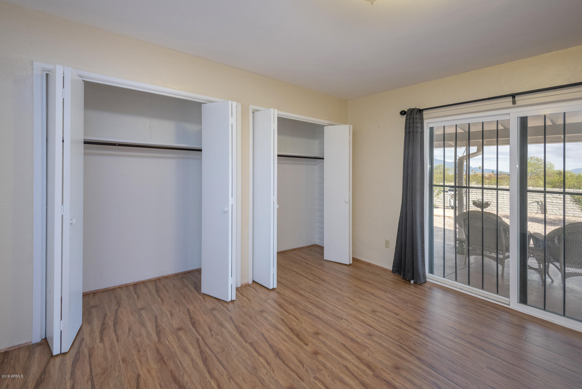 7350 North Wade Road Tucson, AZ 85743 - Photo 37 of 40 MAster Closets