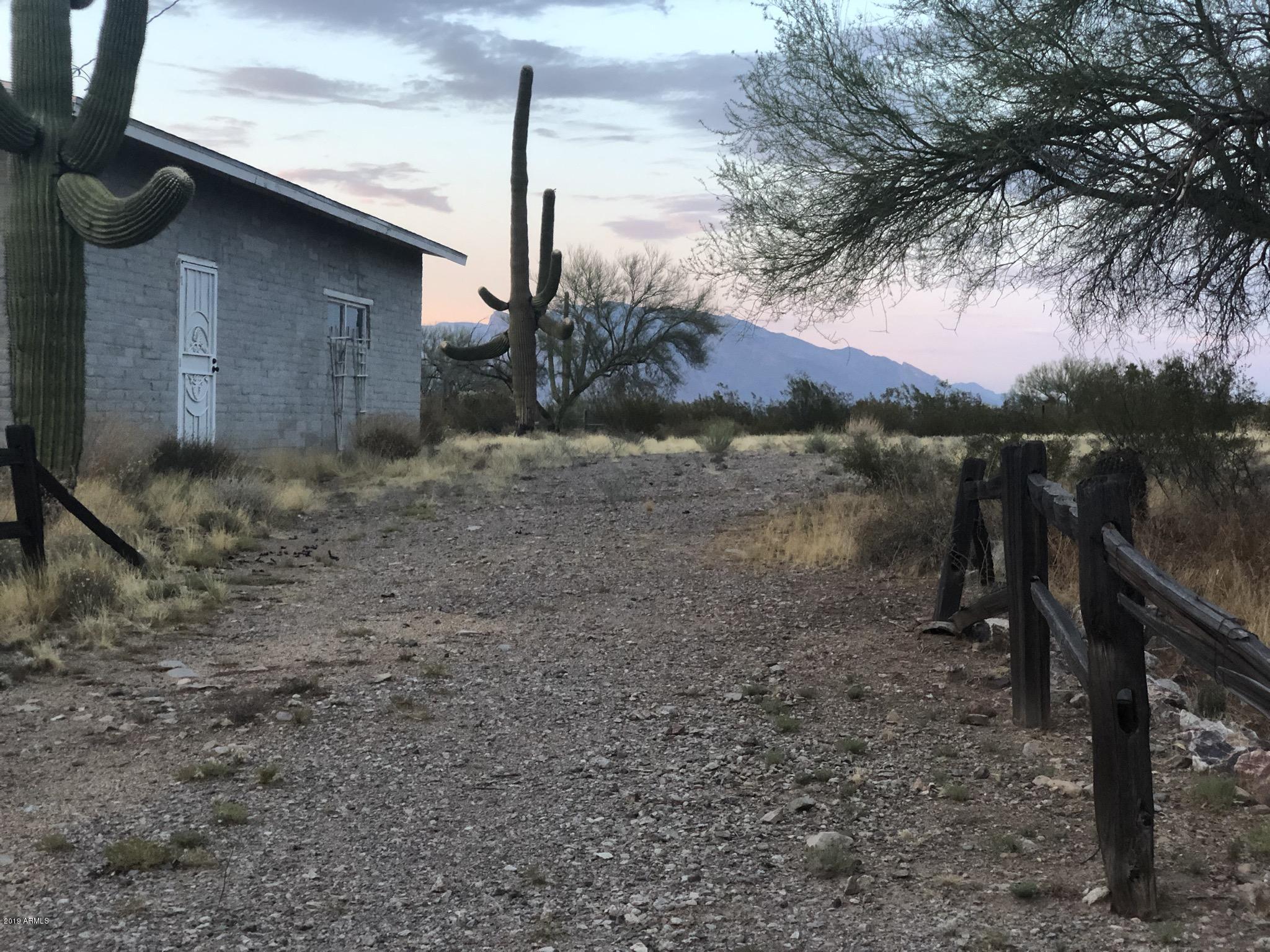 7350 North Wade Road Tucson, AZ 85743 - Photo 4 of 40 IMG_0041