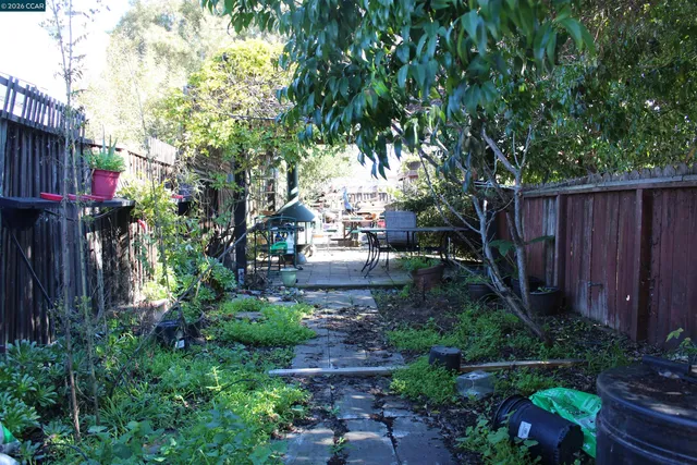 $1,200,000 | 330 West Cypress Road, Oakley, CA 94561