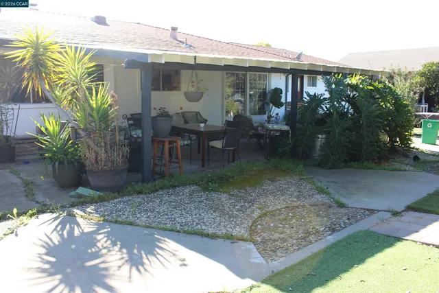 $1,200,000 | 330 West Cypress Road, Oakley, CA 94561