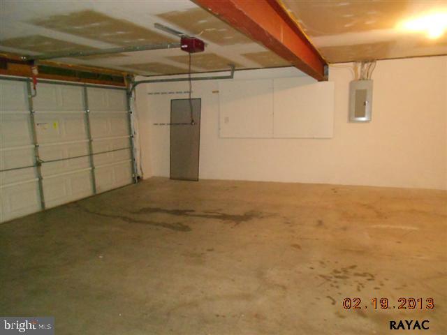 111 Boxwood Road Manchester, PA 17345 - Photo 11 of 12 Gallery Image 11
