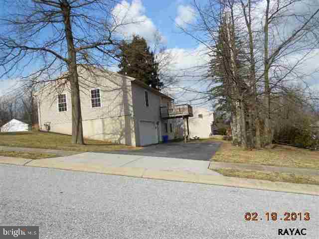 111 Boxwood Road Manchester, PA 17345 - Photo 12 of 12 Gallery Image 12