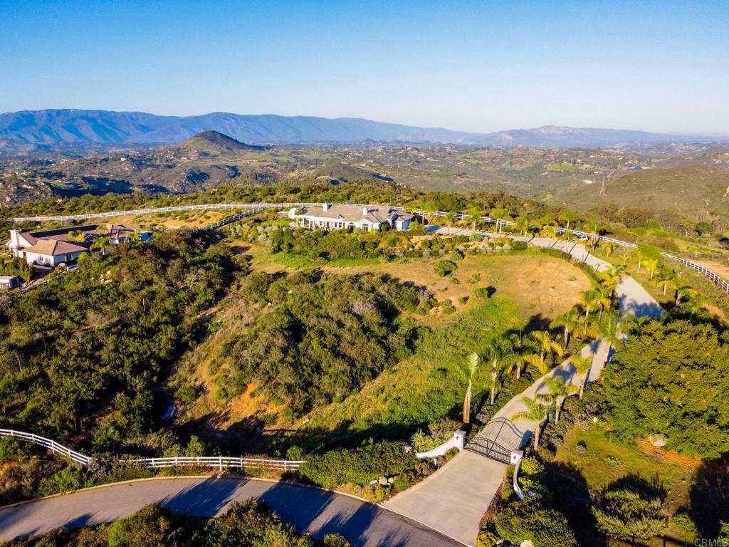 28623 Willow Park Road Escondido, CA 92026 - Photo 12 of 21 a view of city and mountain