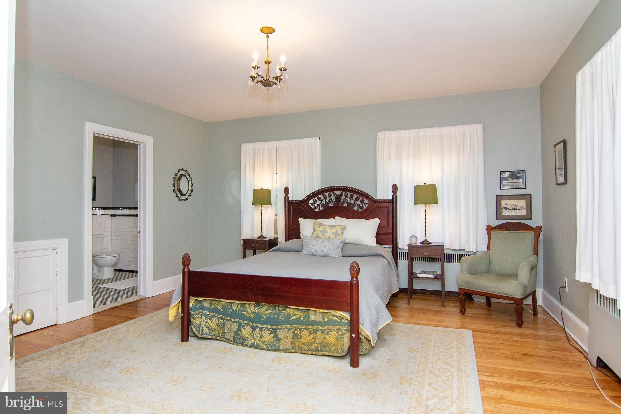 6 Center Road Baltimore, MD 21286 - Photo 18 of 46 Large bedrooms!