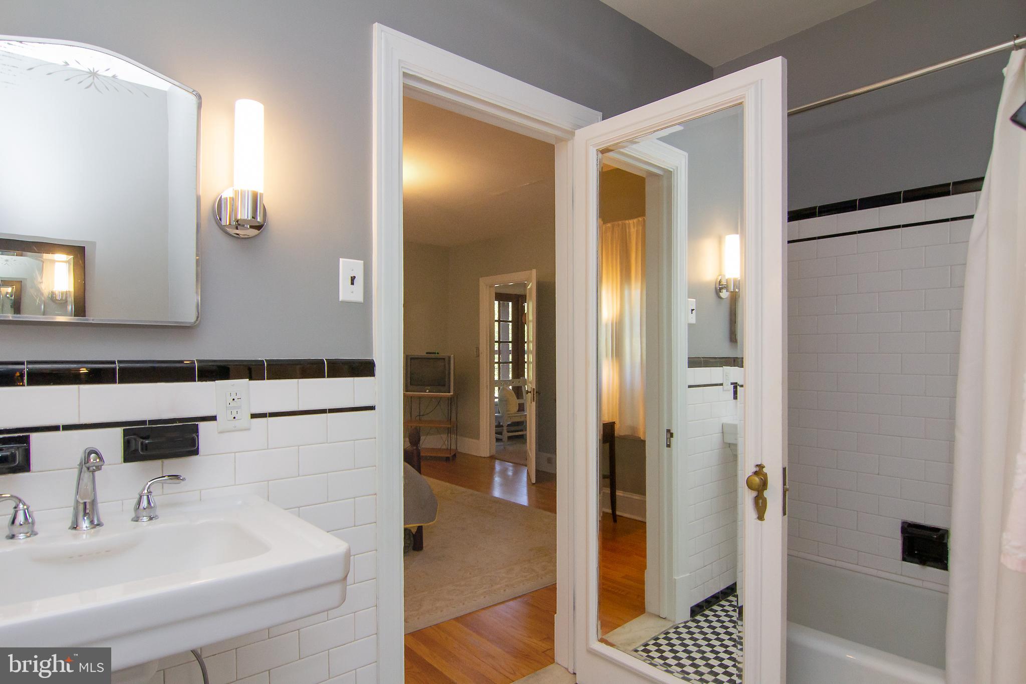 6 Center Road Baltimore, MD 21286 - Photo 26 of 46 Gallery Image 26
