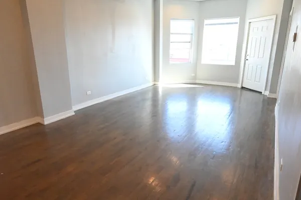 $1,600 | 2750 West Cermak Road, Unit 3F, Chicago, IL 60608