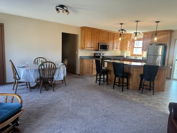 $435,000 | 6049 Rolling Hills Drive Southwest, Montevideo, MN 56265