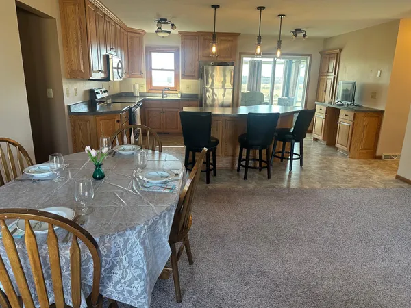 $435,000 | 6049 Rolling Hills Drive Southwest, Montevideo, MN 56265
