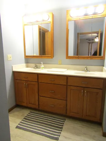 $435,000 | 6049 Rolling Hills Drive Southwest, Montevideo, MN 56265